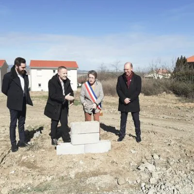 Maisons Axial inaugure l'Ecoquartier d'Echalas 1