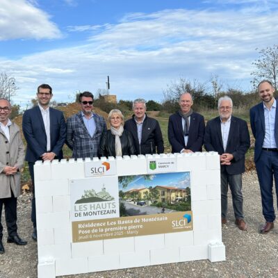 Première pierre à Marcy-sur-Anse (69)